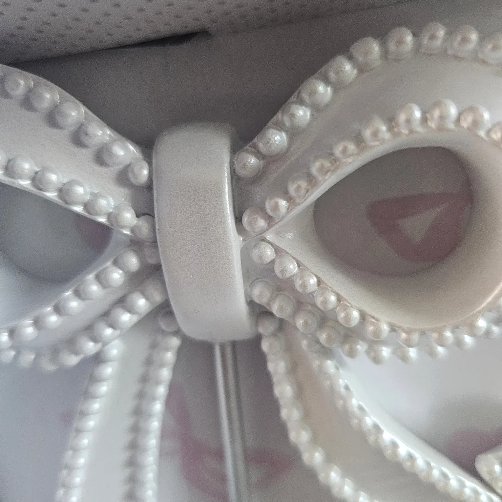 White Bow Hook Set New